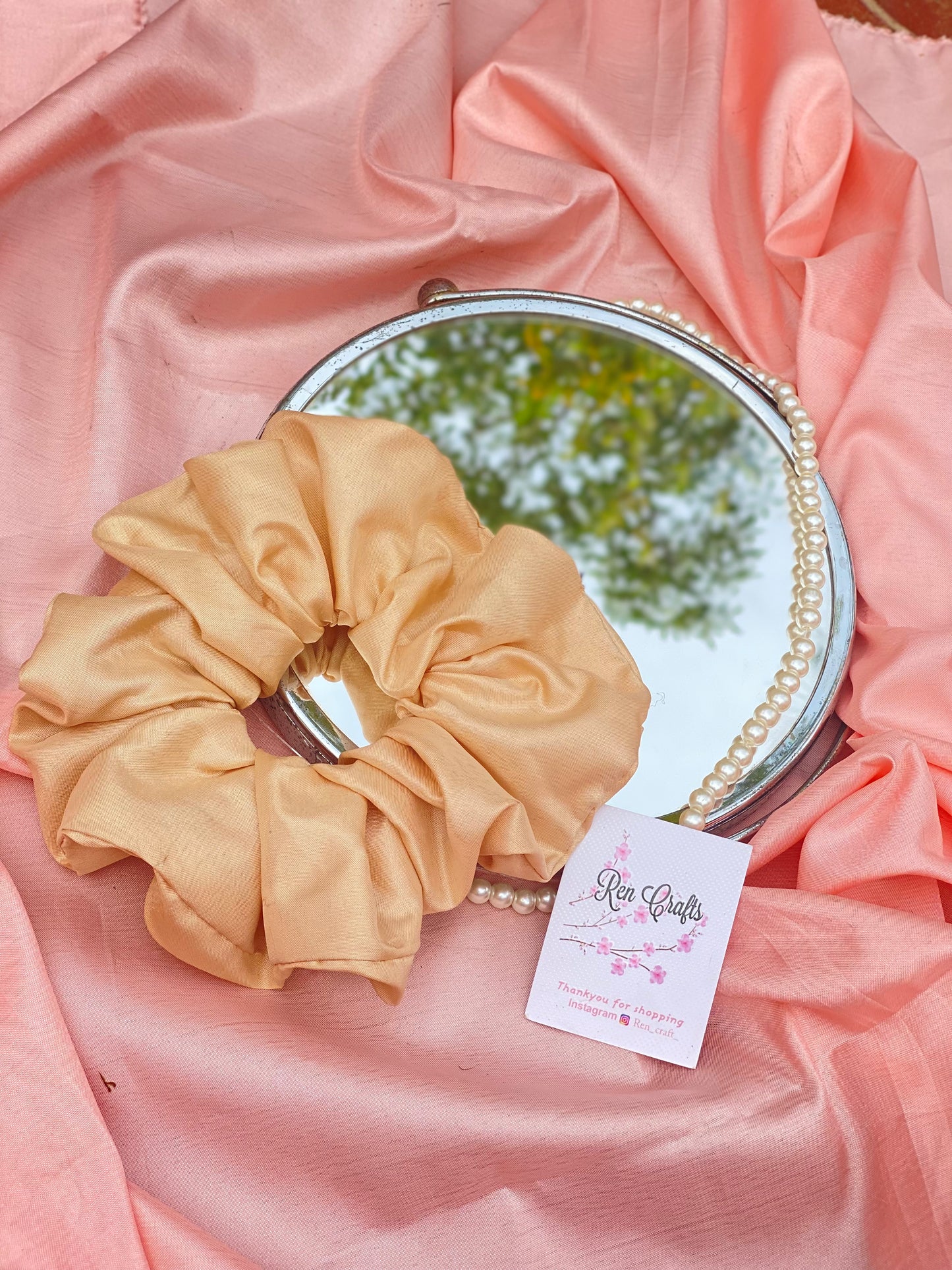 Caramel XL Scrunchy