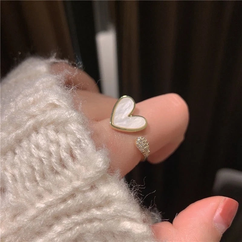 Korean Fashion Shell Love Heart Zircon Rings for Women