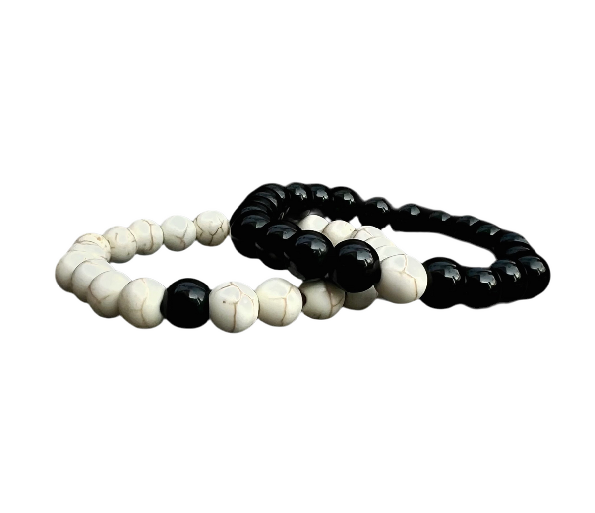Basic black / white bracelet