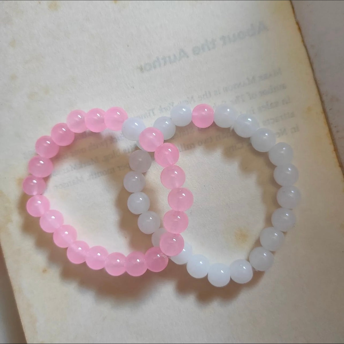 Basic black / white bracelet
